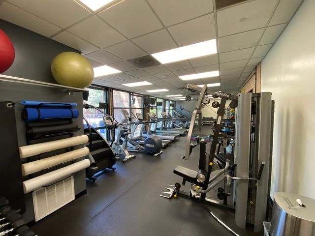 1800 W Roscoe Street 521, Chicago, IL 60657