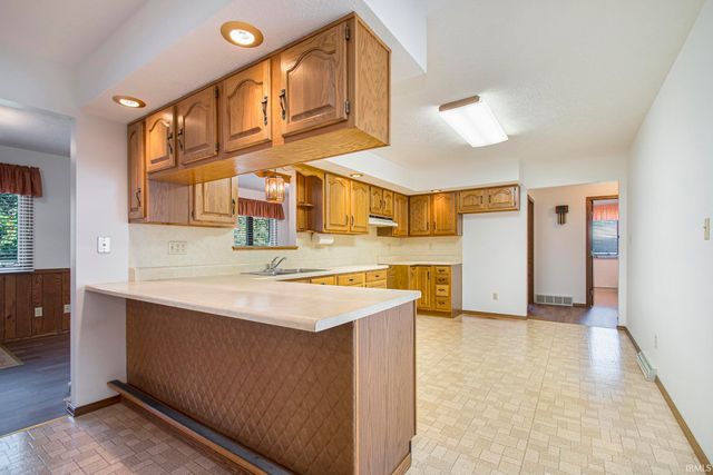 55795 Cedar Road, Mishawaka, IN 46545