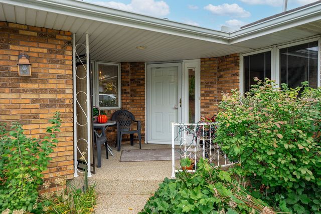 3527 Inglenook Lane 3527, Rockford, IL 61114