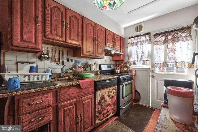 1920 OXLEY RD, Baltimore, MD 21222