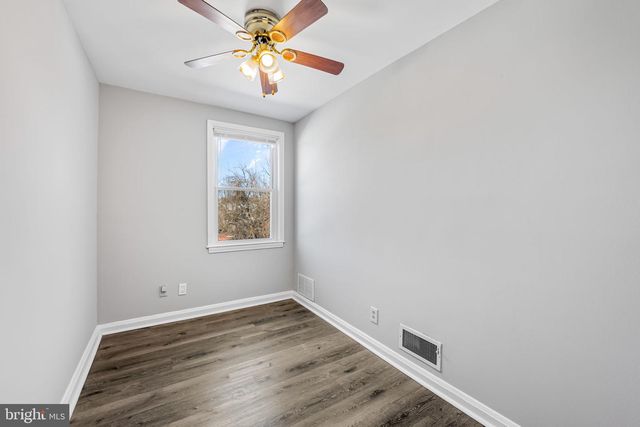 7520 DURWOOD RD, Dundalk, MD 21222