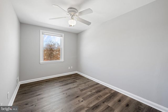 7520 DURWOOD RD, Dundalk, MD 21222