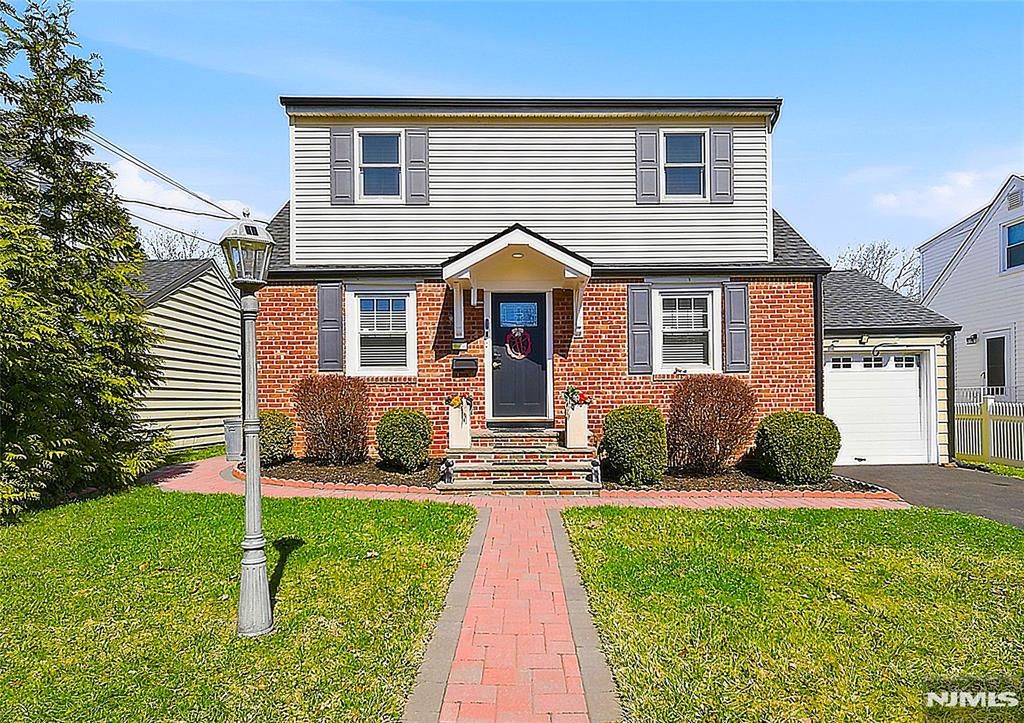 36 Emerson Street, Clifton, NJ 07013