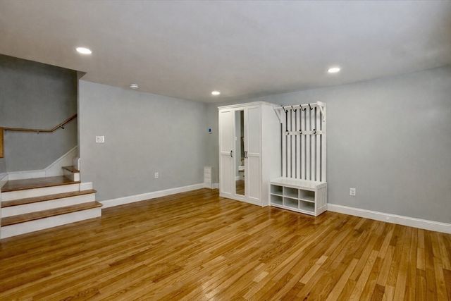 70 Seminole Ave, Waltham, MA 02451