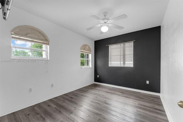 11318 NW 44th Ter, Doral, FL 33178