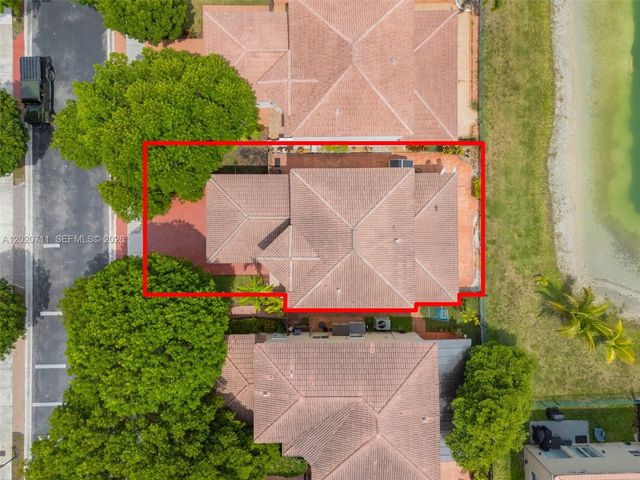 11318 NW 44th Ter, Doral, FL 33178