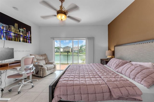11318 NW 44th Ter, Doral, FL 33178