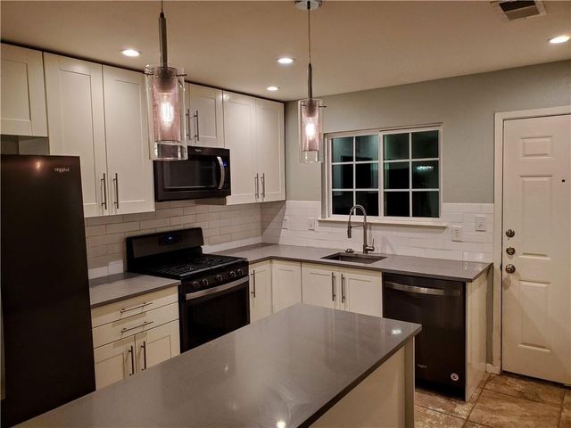 1410 Bellmar DR, Round Rock, TX 78664