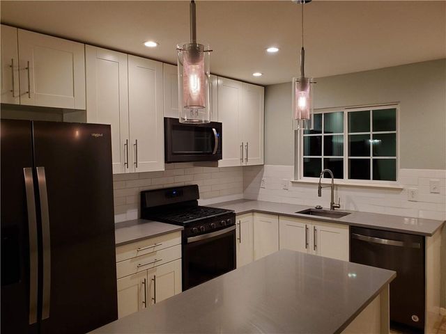 1410 Bellmar DR, Round Rock, TX 78664