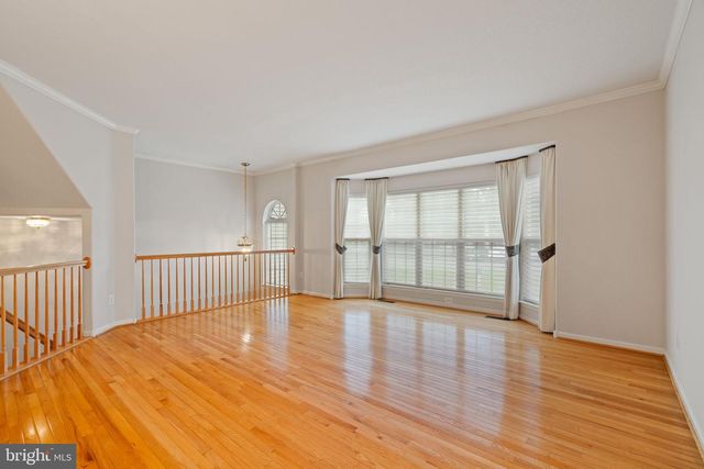 13280 MAPLE CREEK LN, Centreville, VA 20120