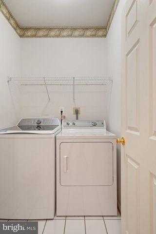 13280 MAPLE CREEK LN, Centreville, VA 20120