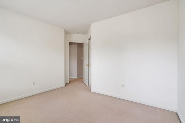 13280 MAPLE CREEK LN, Centreville, VA 20120