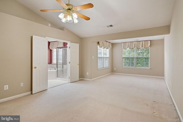 13280 MAPLE CREEK LN, Centreville, VA 20120