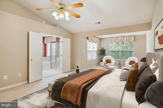13280 MAPLE CREEK LN, Centreville, VA 20120