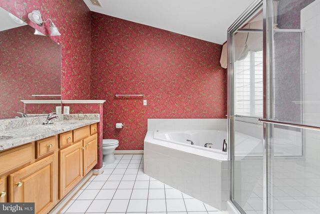 13280 MAPLE CREEK LN, Centreville, VA 20120