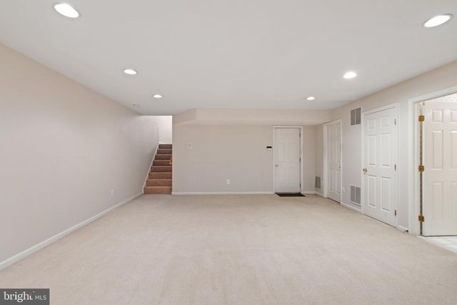13280 MAPLE CREEK LN, Centreville, VA 20120