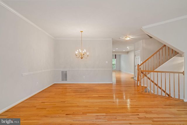 13280 MAPLE CREEK LN, Centreville, VA 20120