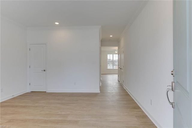 MM Carter, Chesapeake, VA 23321