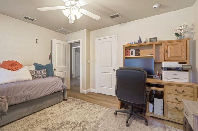 8808 Rochester Avenue, Lubbock, TX 79424