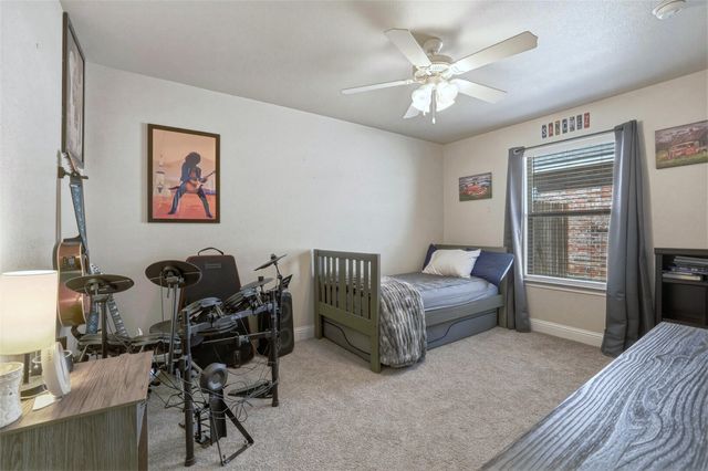 8808 Rochester Avenue, Lubbock, TX 79424