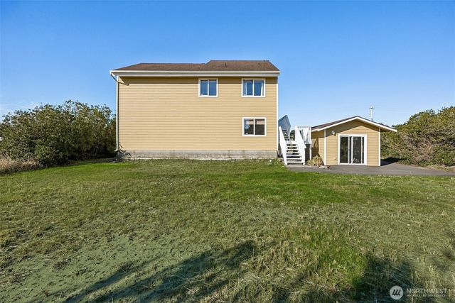 898 S Sand Dune Avenue SW, Ocean Shores, WA 98569