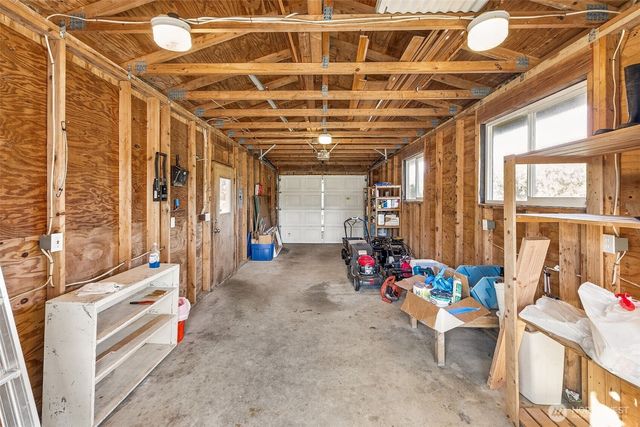 898 S Sand Dune Avenue SW, Ocean Shores, WA 98569