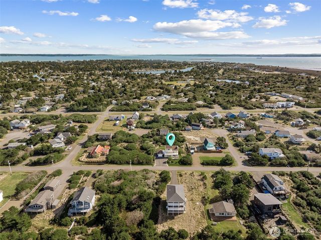 898 S Sand Dune Avenue SW, Ocean Shores, WA 98569