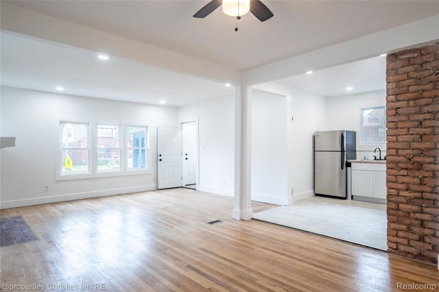 4373 Balfour Road, Detroit, MI 48224