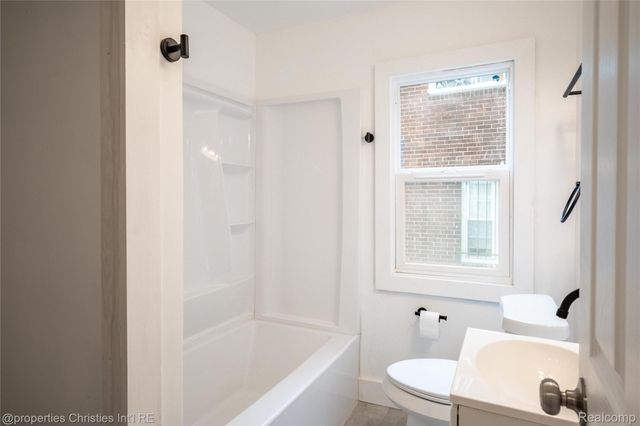 4373 Balfour Road, Detroit, MI 48224