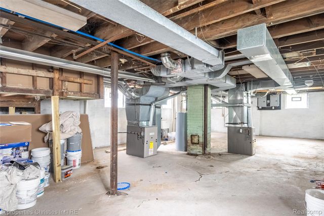 4373 Balfour Road, Detroit, MI 48224