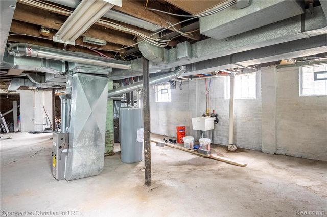 4373 Balfour Road, Detroit, MI 48224