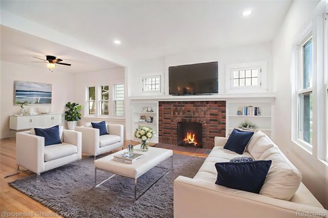 4373 Balfour Road, Detroit, MI 48224