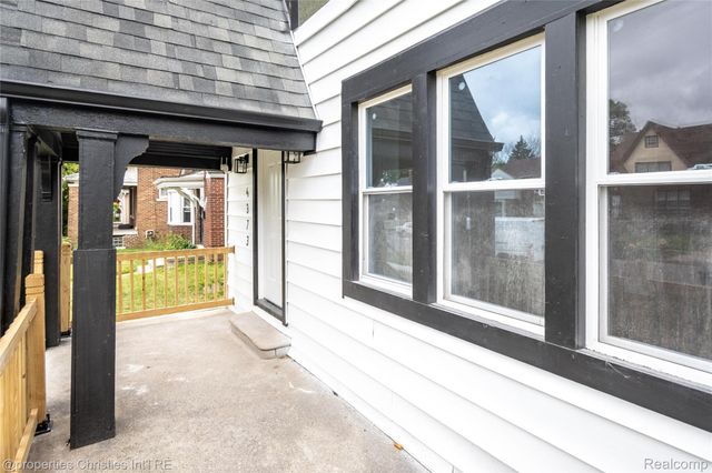 4373 Balfour Road, Detroit, MI 48224