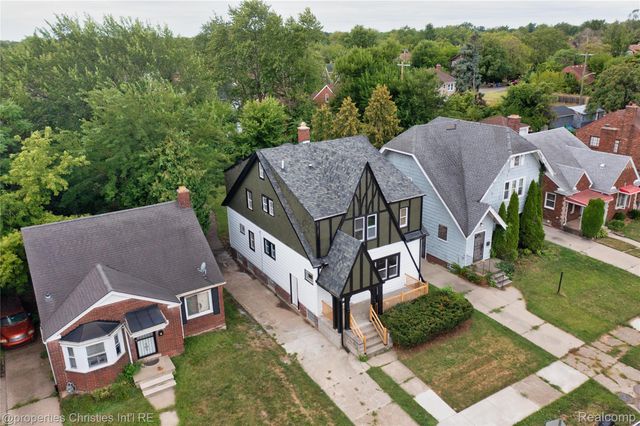 4373 Balfour Road, Detroit, MI 48224