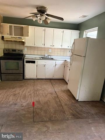 5707 DAVEY ST, Capitol Heights, MD 20743