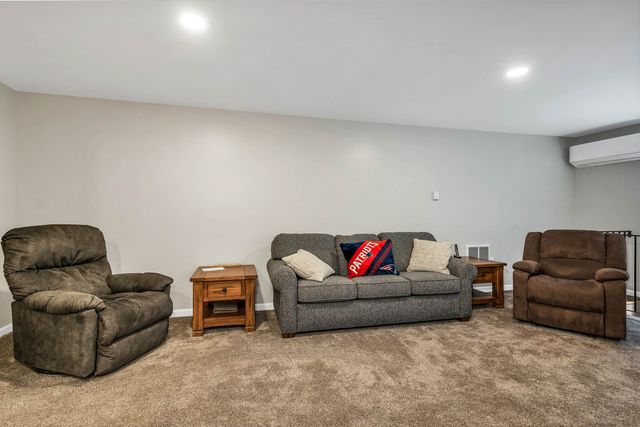 149 Sleepy Hollow Road, Wakefield, NH 03830