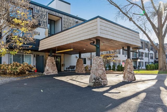 181 Little Canada Road E 219, Little Canada, MN 55117