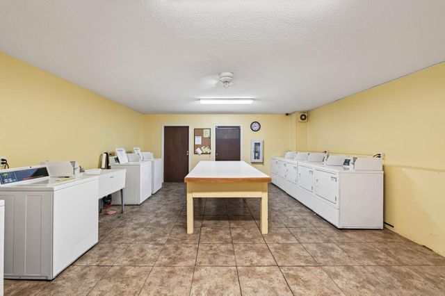 181 Little Canada Road E 219, Little Canada, MN 55117