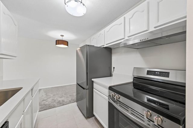 181 Little Canada Road E 219, Little Canada, MN 55117