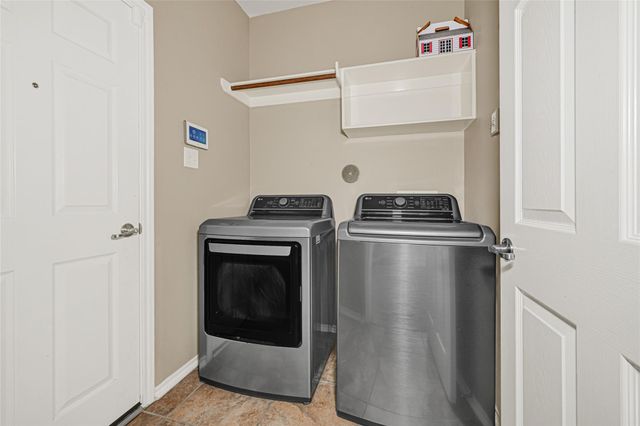 13610 Summer Spring Lane, Rosharon, TX 77583