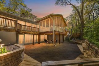 6 West Road, Dune Acres, IN 46304