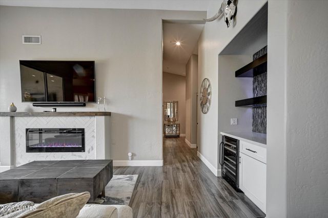 9045 E Casitas Del Rio Drive, Scottsdale, AZ 85255