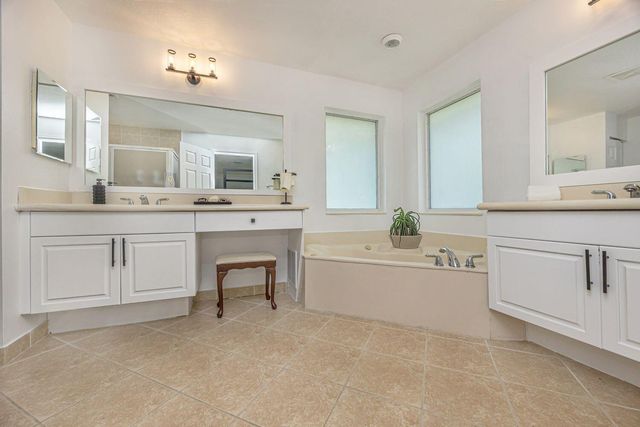 1879 Hidden Trail Lane, Weston, FL 33327