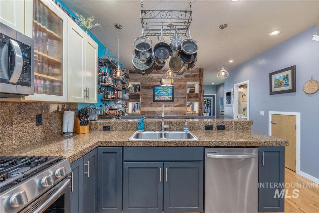 328 E Water Pocket Ln., Garden City, ID 83714 photo 5
