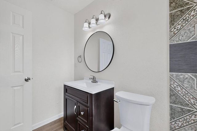 347 62nd Street NW, Albuquerque, NM 87105