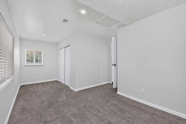 347 62nd Street NW, Albuquerque, NM 87105