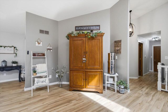 2029 White Pine LANE, Sheboygan, WI 53083