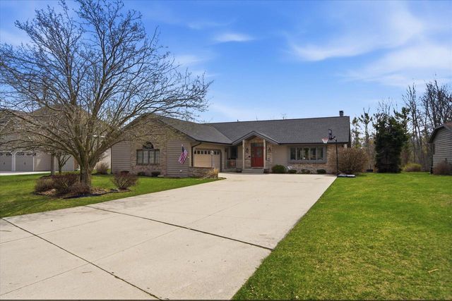 2029 White Pine LANE, Sheboygan, WI 53083