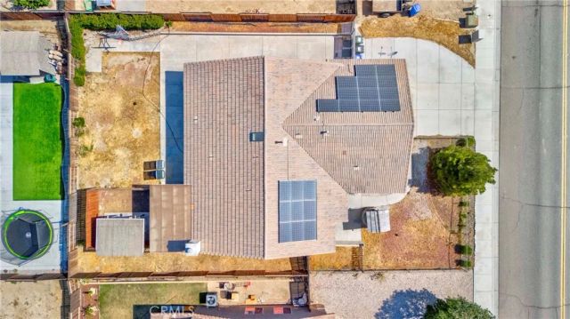 13221 Cypress, Victorville, CA 92395