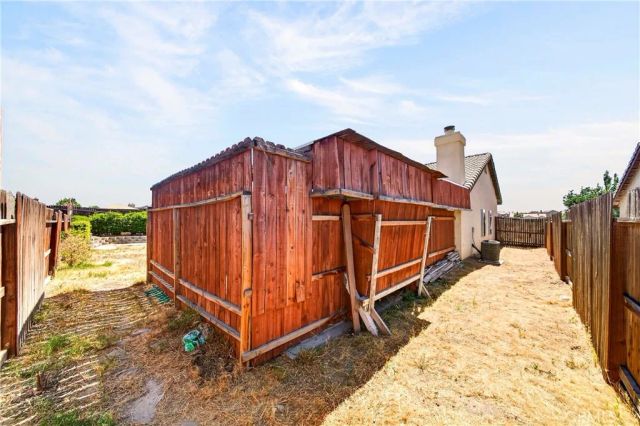 13221 Cypress, Victorville, CA 92395